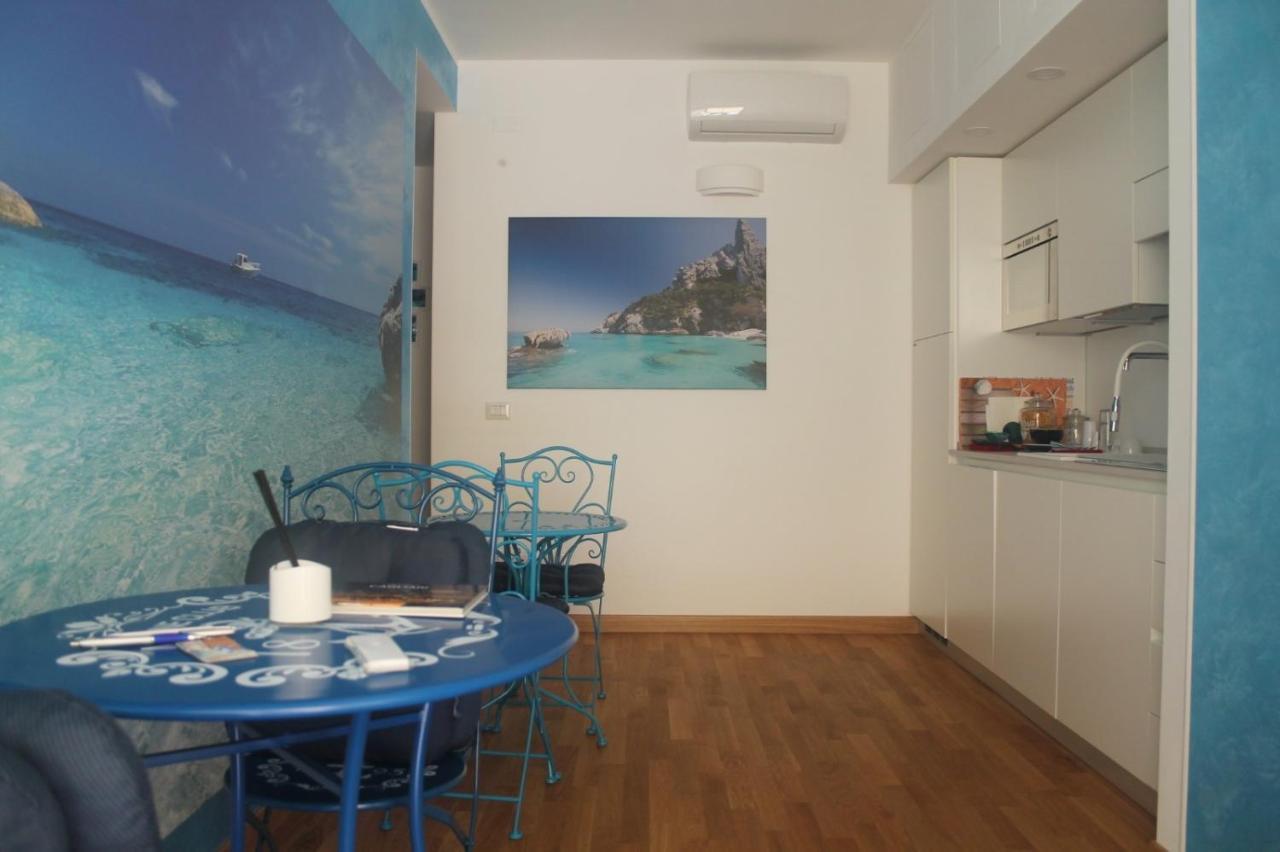 Blue Sea Rooms Apartment 칼리아리 외부 사진